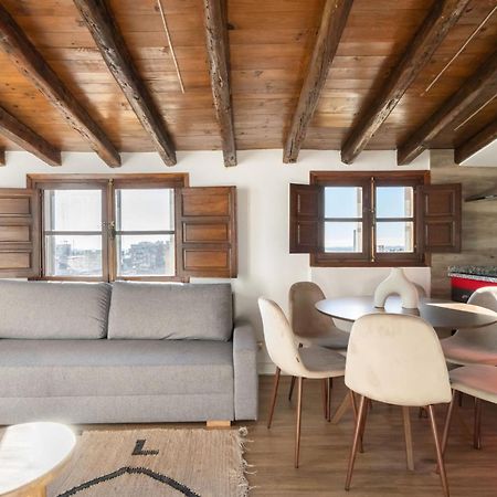 Atico Con Terraza En Lavapies Alquiler Temporal Apartment มาดริด ภายนอก รูปภาพ